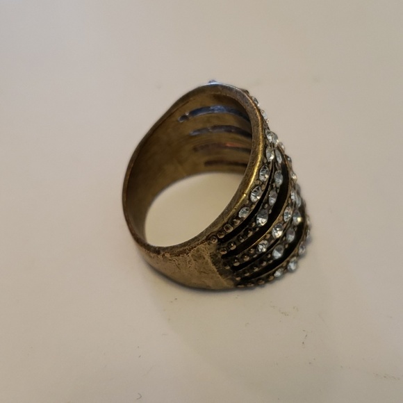 Ring - Picture 2 of 3